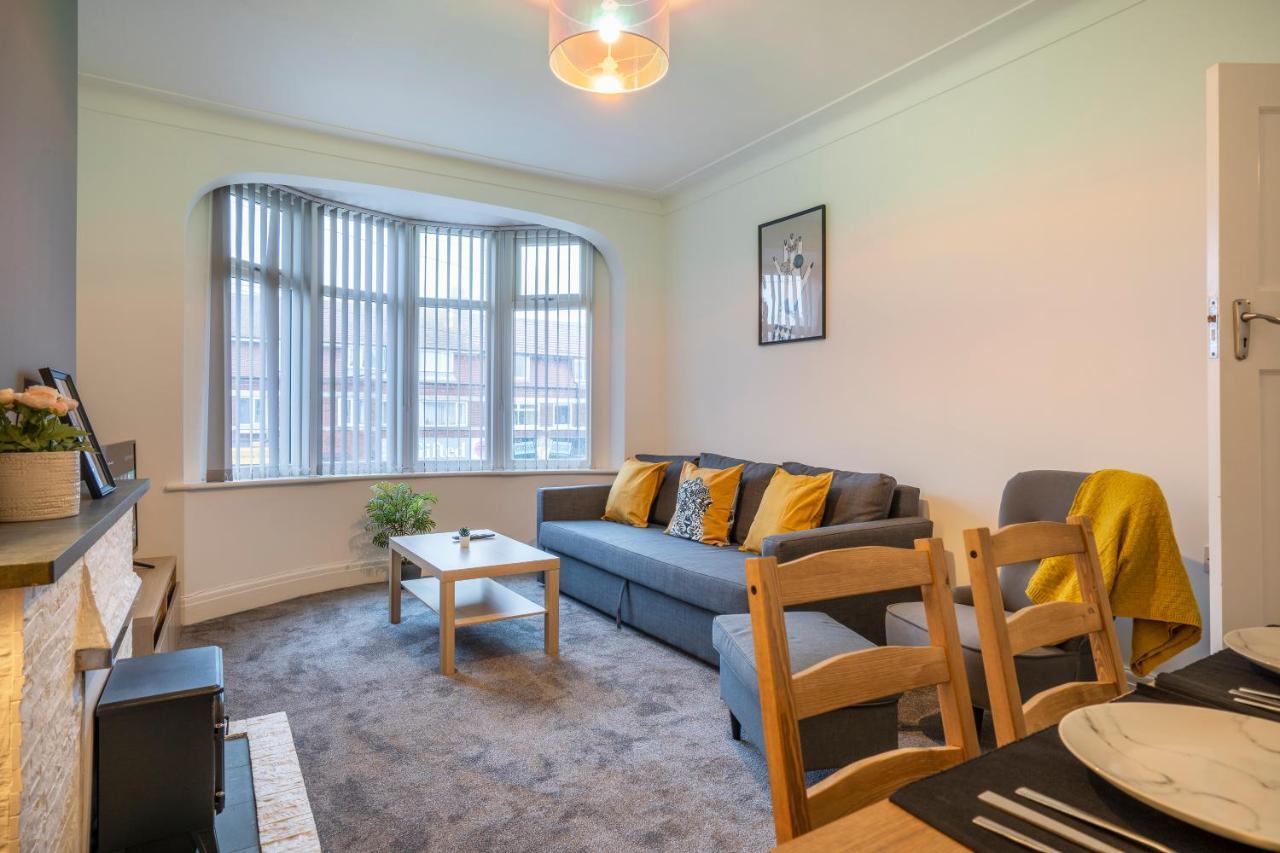 Quiet Neighborhood-Free Parking Apartment Blackpool Exterior photo